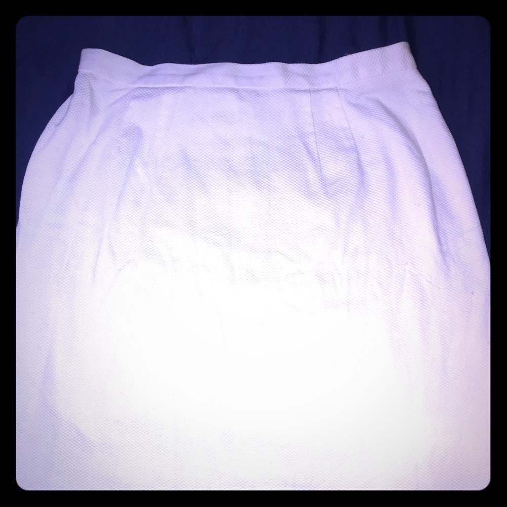 White pencil skirt